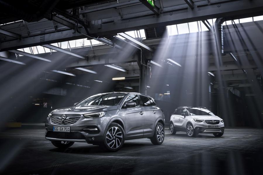  Opel Crossland X Turbo 2017 года  (фото 31 из 51)